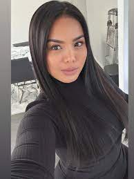 <em>Astrid Carolina</em>