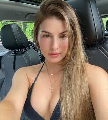 <em>Luz Estella Martinez</em>